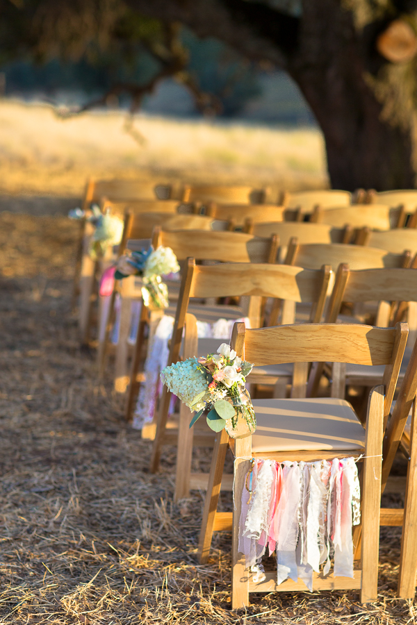 shabby-chic-barn-wedding