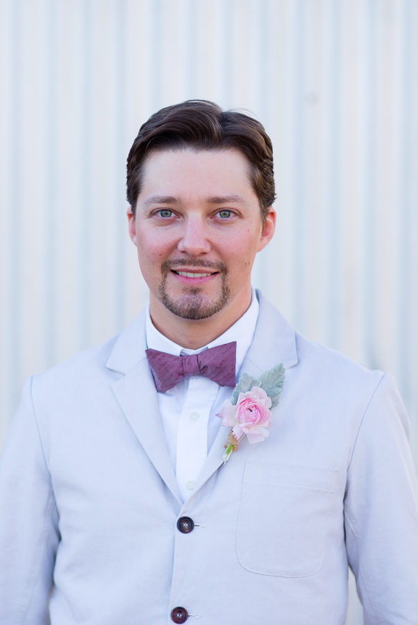 shabby-chic-barn-wedding