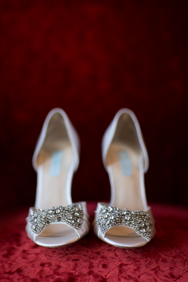 shabby-chic-barn-wedding