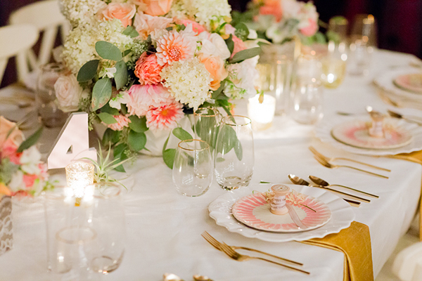shabby-chic-barn-wedding