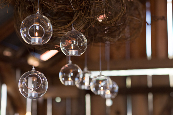 shabby-chic-barn-wedding