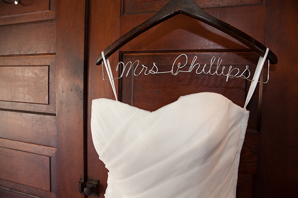 shabby-chic-barn-wedding
