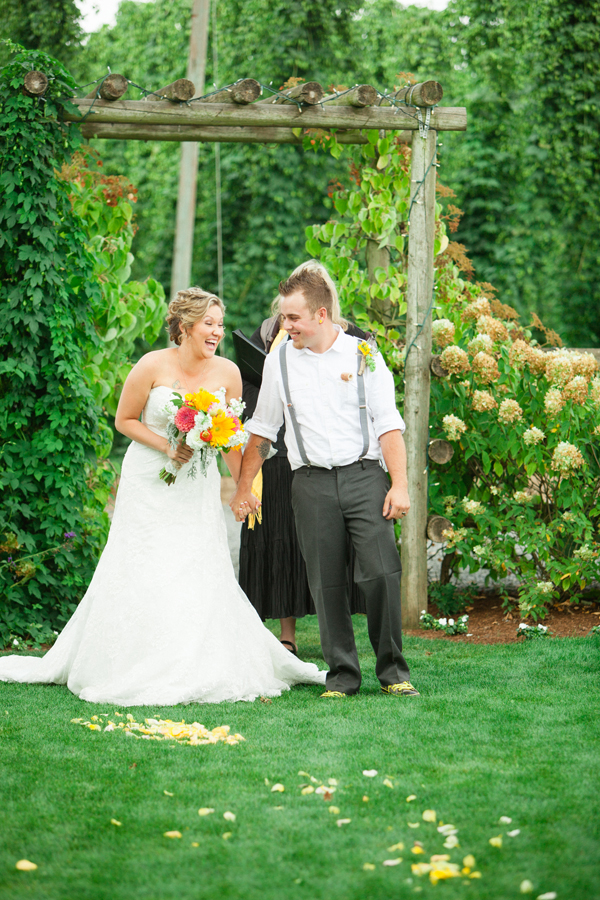 summertime-country-wedding-at-wilmes