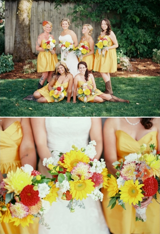 Bridesmaids in yellow dresses with sunflower bouquets