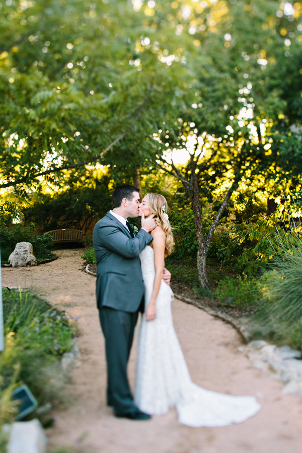 teen-spirit-wedding-in-texas