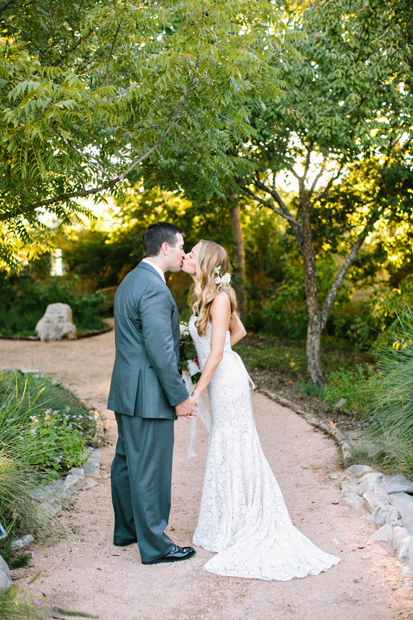 teen-spirit-wedding-in-texas