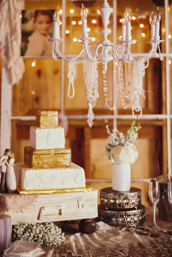 vintage-southern-wedding-at-fulford-barn