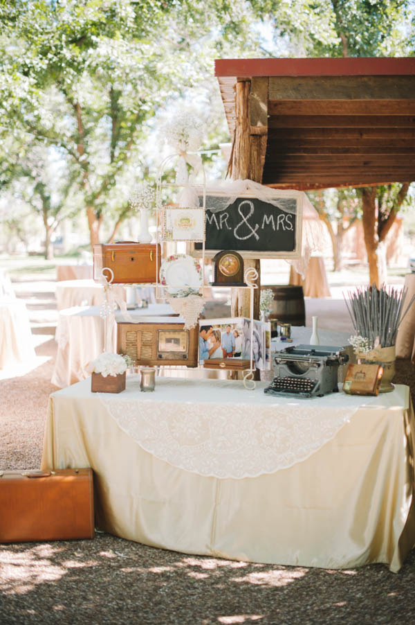 vintage-southern-wedding-at-fulford-barn