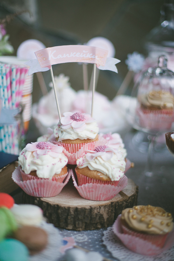 whimsical-moscow-marshmallow-wedding