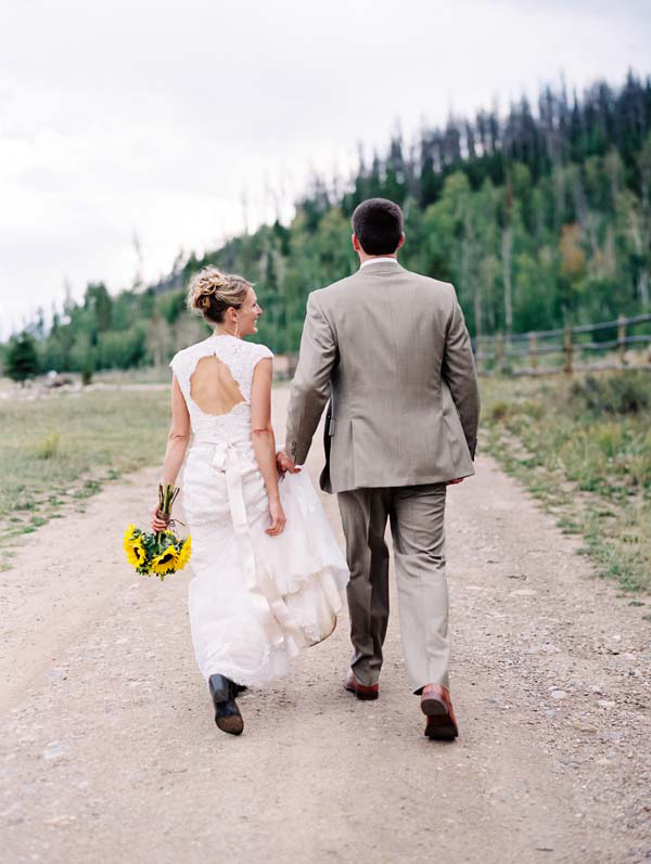 wild-western-wedding-in-colorado