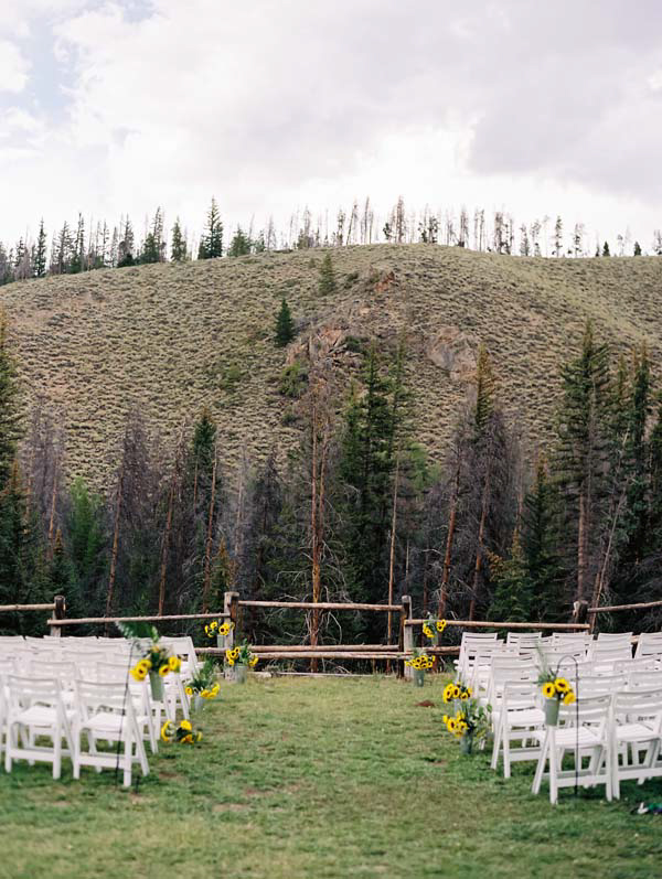wild-western-wedding-in-colorado