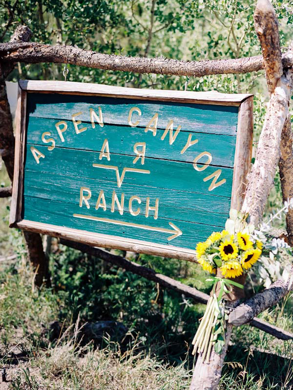 wild-western-wedding-in-colorado