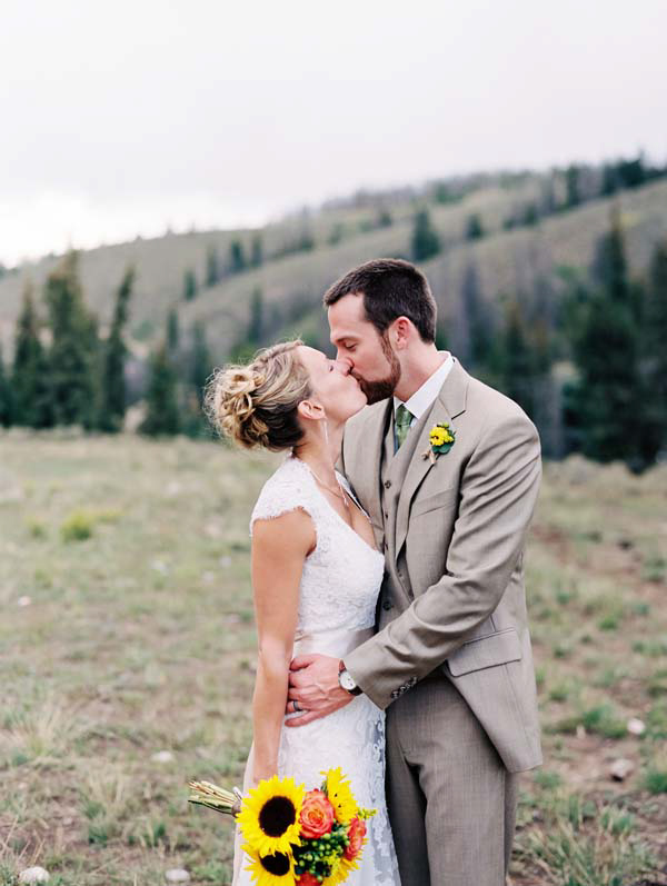 wild-western-wedding-in-colorado