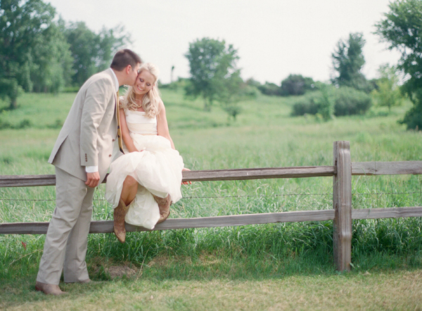 a-cowgirl-wedding-in-wisconsin