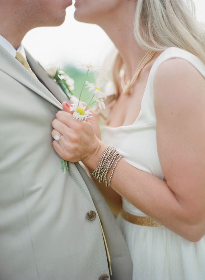 a-cowgirl-wedding-in-wisconsin