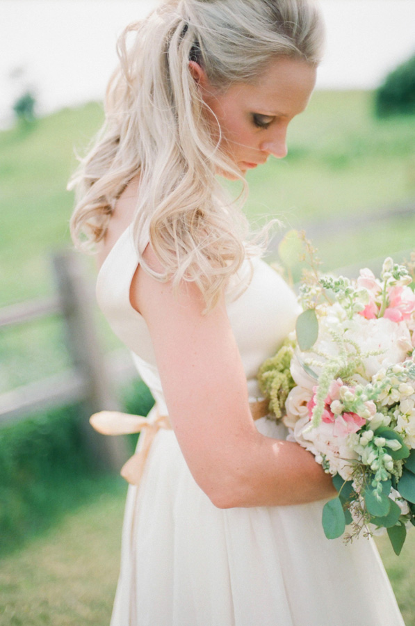 a-cowgirl-wedding-in-wisconsin