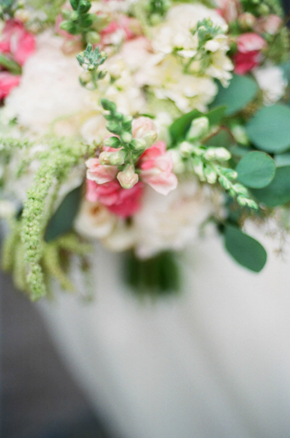 a-cowgirl-wedding-in-wisconsin