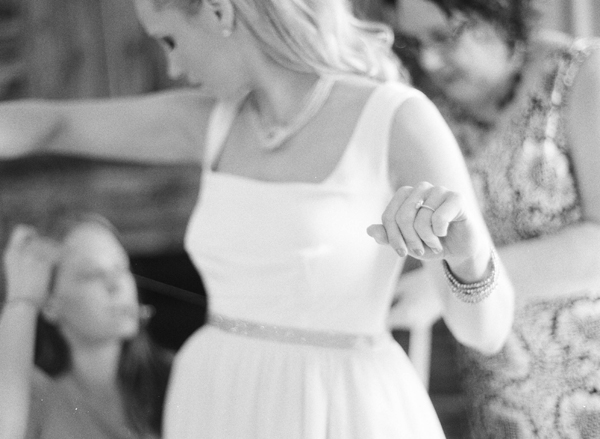a-cowgirl-wedding-in-wisconsin