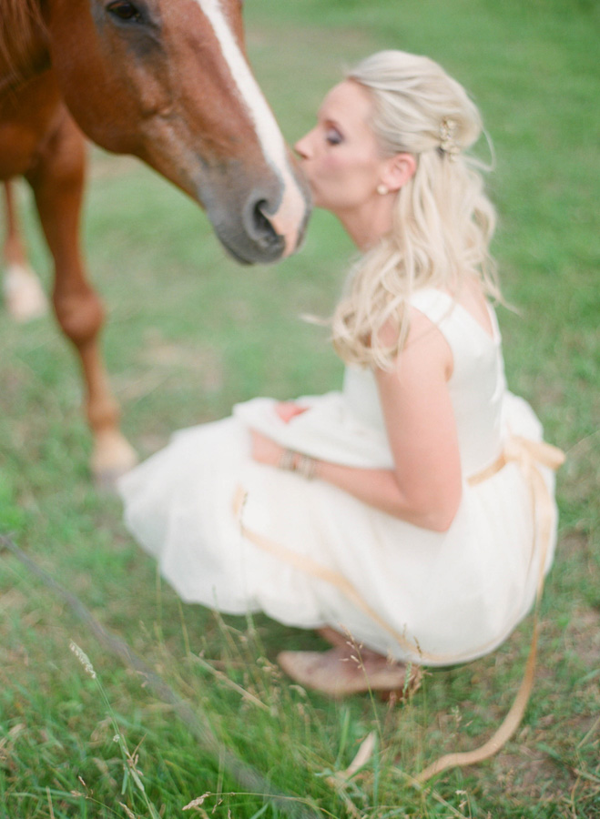 a-cowgirl-wedding-in-wisconsin