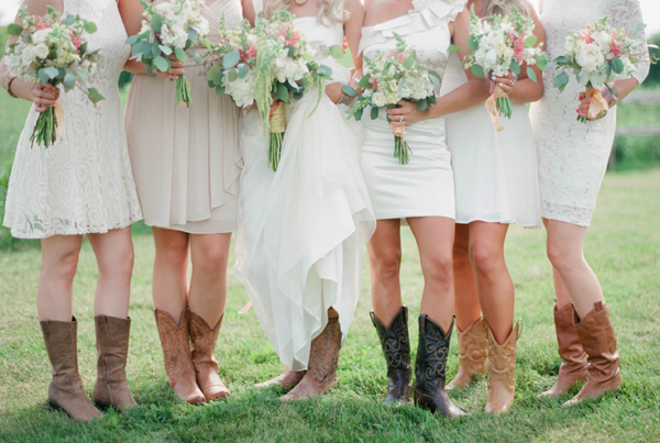 a-cowgirl-wedding-in-wisconsin