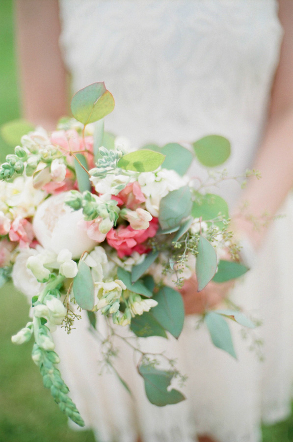 a-cowgirl-wedding-in-wisconsin