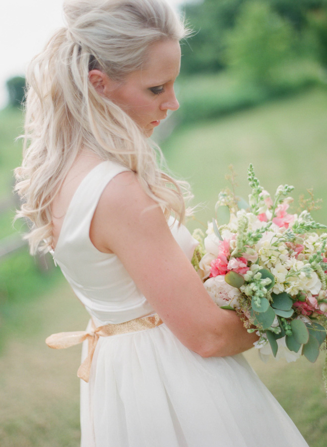 a-cowgirl-wedding-in-wisconsin