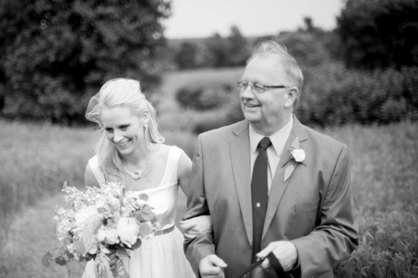 a-cowgirl-wedding-in-wisconsin