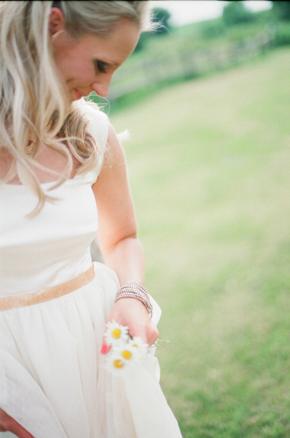 a-cowgirl-wedding-in-wisconsin