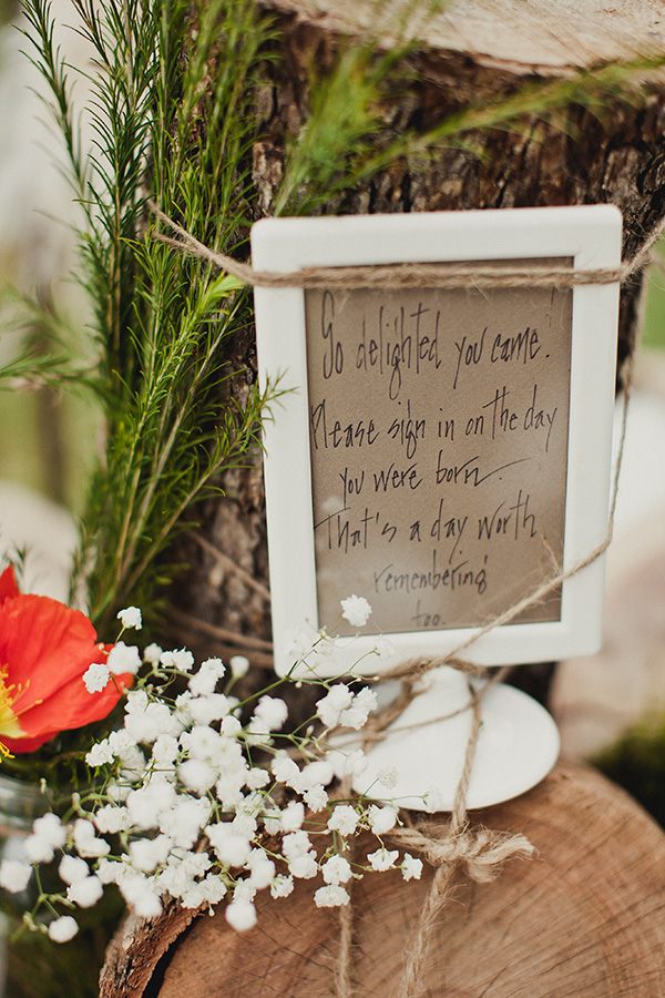 blue-and-coral-backyard-wedding