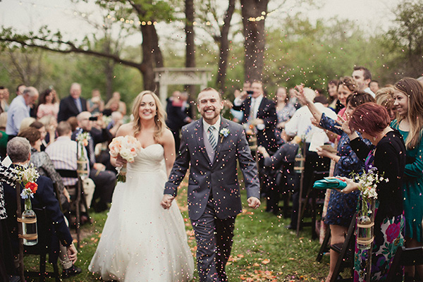 blue-and-coral-backyard-wedding