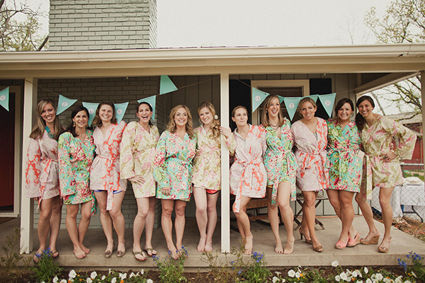 blue-and-coral-backyard-wedding