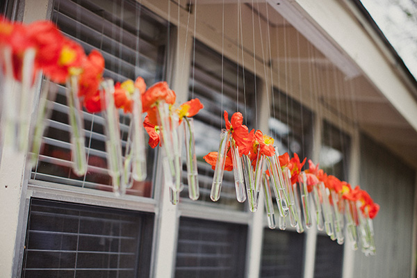 blue-and-coral-backyard-wedding