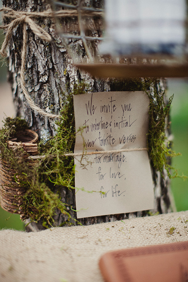 blue-and-coral-backyard-wedding
