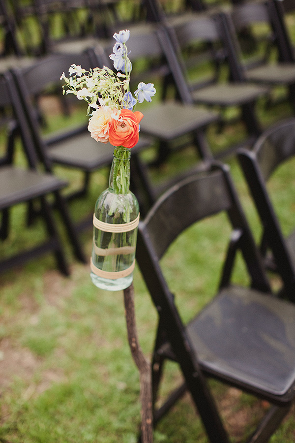 blue-and-coral-backyard-wedding