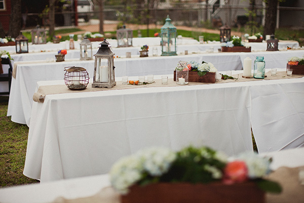 blue-and-coral-backyard-wedding