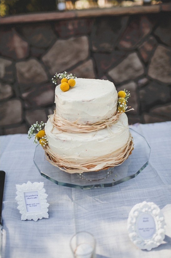 simple and sweet wedding cake