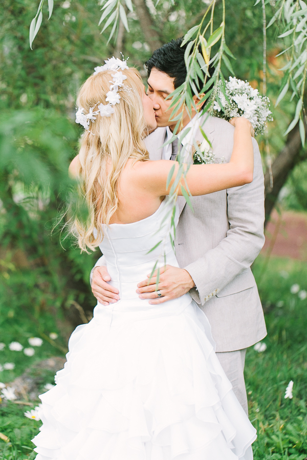 casual-elegance-wedding-for-under-7k