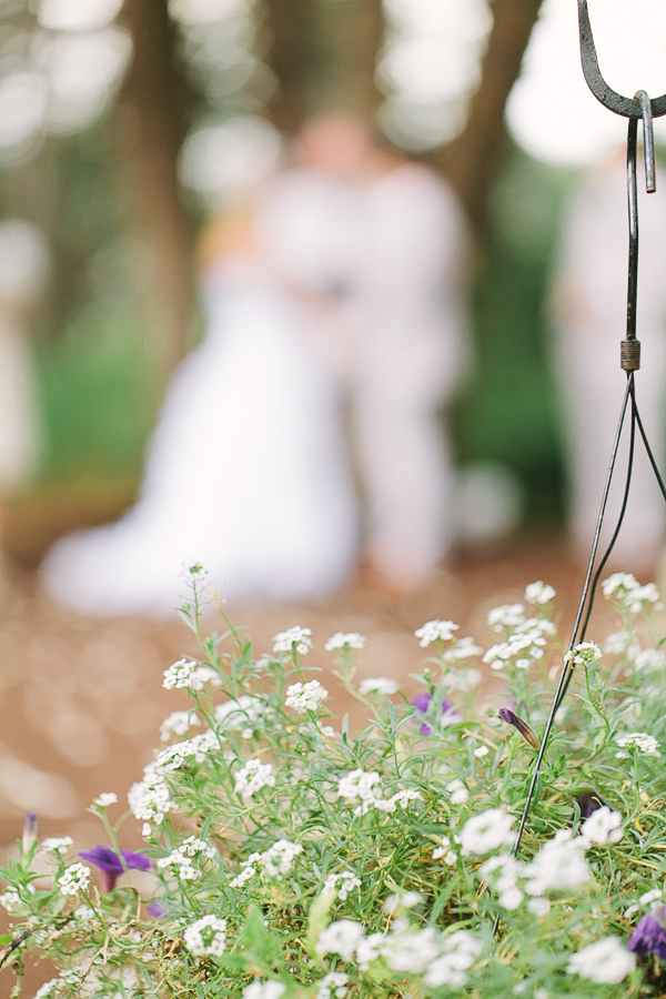 casual-elegance-wedding-for-under-7k