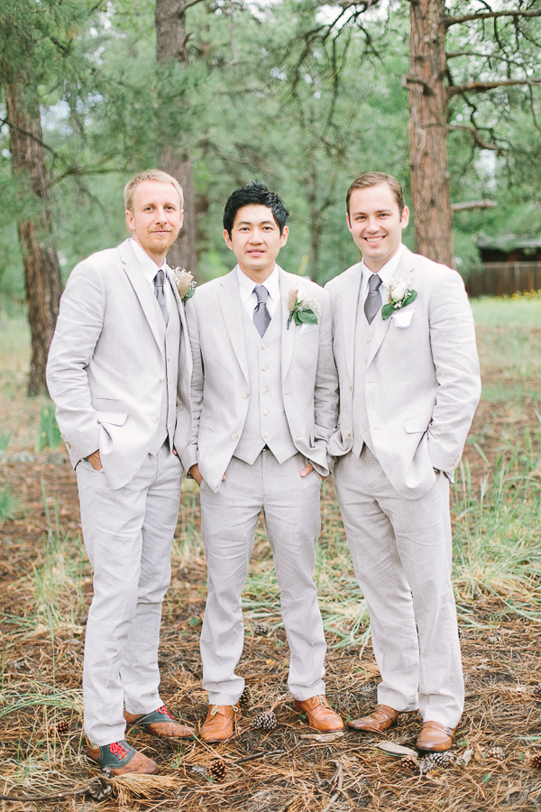 casual-elegance-wedding-for-under-7k