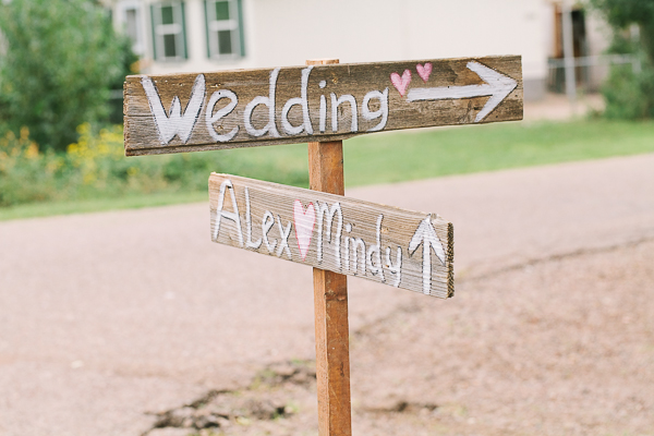 casual-elegance-wedding-for-under-7k