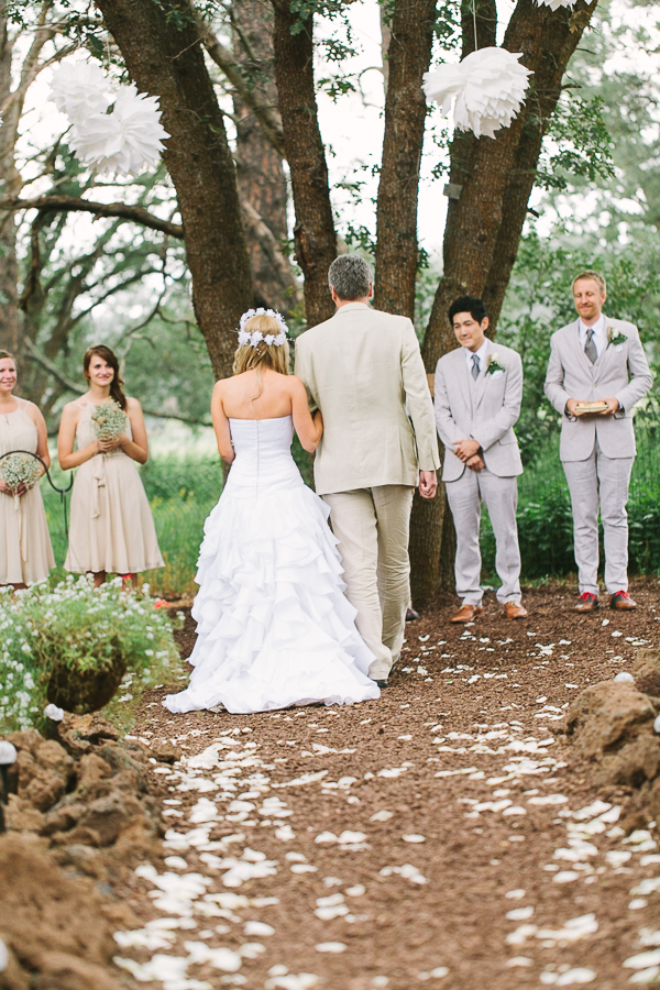 casual-elegance-wedding-for-under-7k