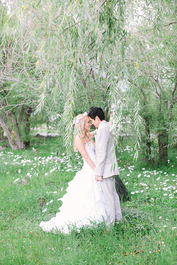 casual-elegance-wedding-for-under-7k
