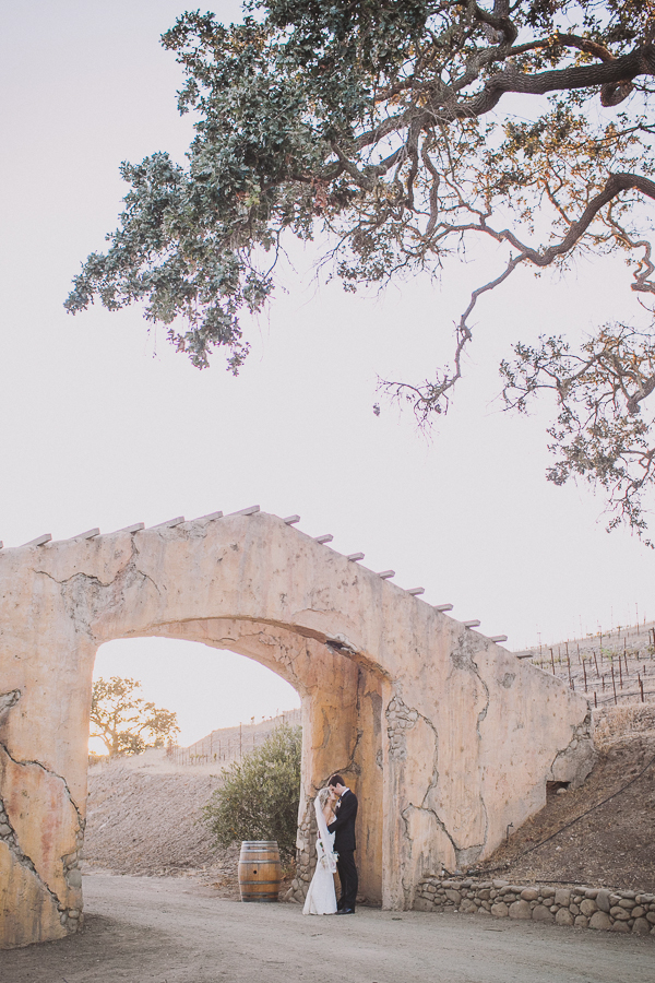 classic-pink-and-gold-wedding-at
