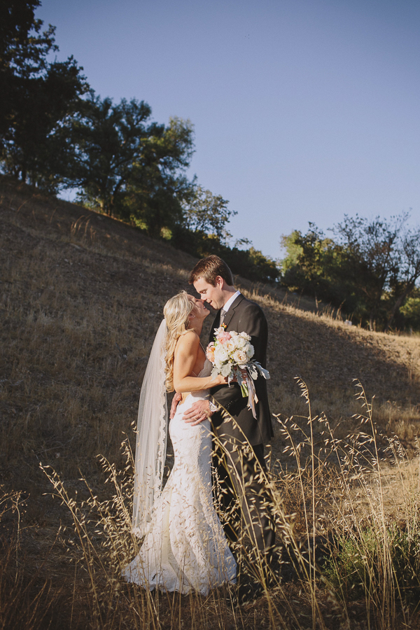 classic-pink-and-gold-wedding-at