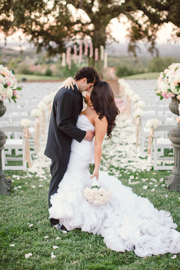 classically-elegant-pink-and-black