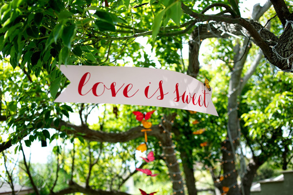 colorful-country-fair-wedding