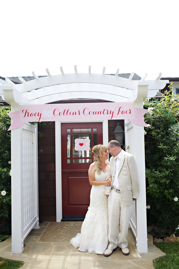 colorful-country-fair-wedding