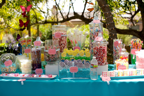 colorful-country-fair-wedding