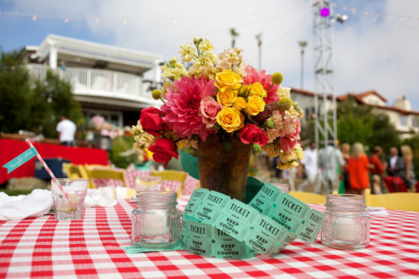 colorful-country-fair-wedding