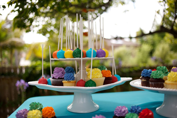colorful-country-fair-wedding
